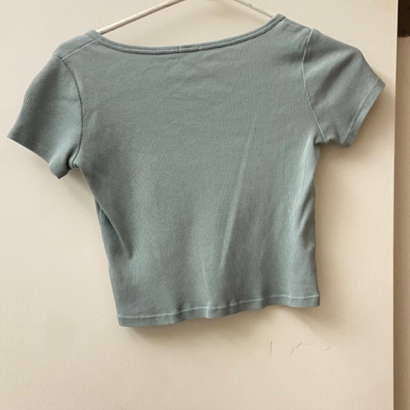 Cropped tee - Picture 2 of 2